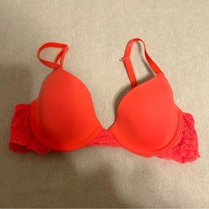 Gap‎ Body Favorite T-Shirt Coral Bra Size 32A